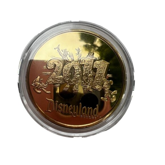 Disneyland 24k Gold Plated Medallion inset in a Commemorative Acrylic Plaque NWT - Picture 6 of 9